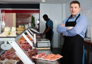 La boucherie-charcuterie de Kévin Lidon à Buxerolles s&rsquo;adapte aux goûts de ses clients